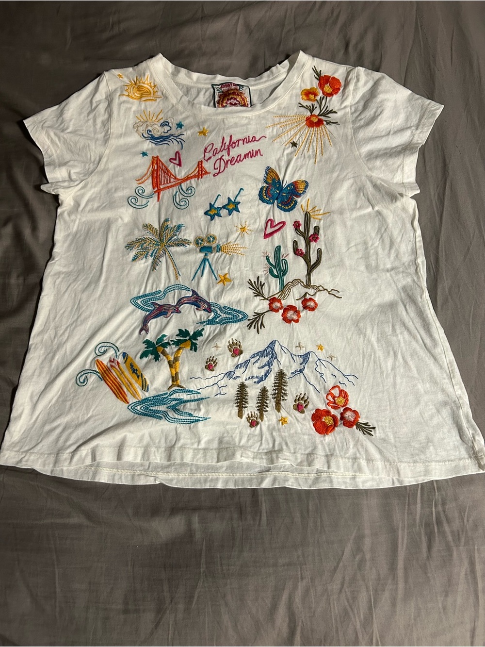 Johnny Was Embroidered CALIFORNIA CAP SLEEVE TEE Size XL